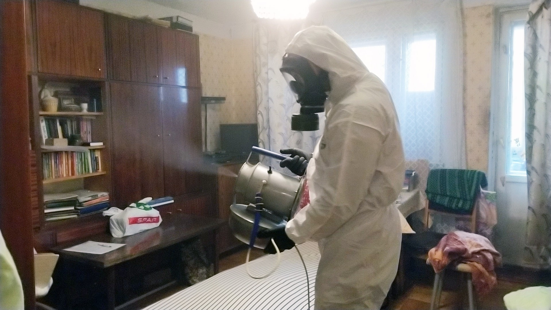 ФОТО Безопасны ли препараты для дезинсекции в Видимом? | подробно